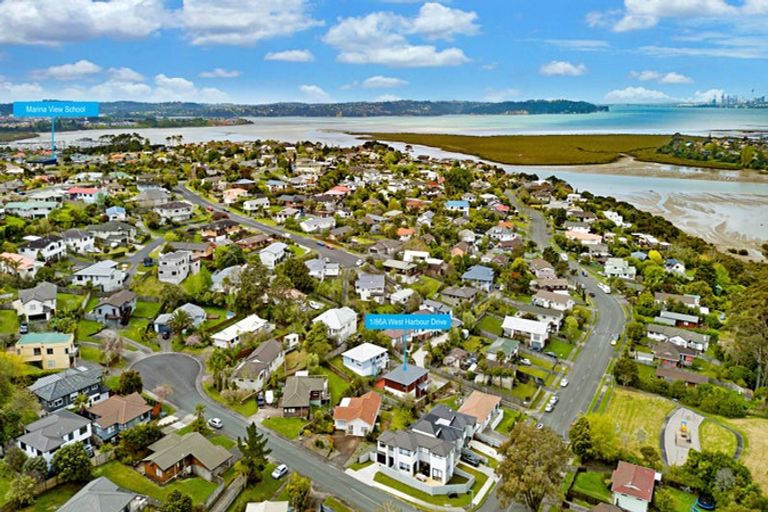 Photo of property in 1/86a West Drive, West Harbour, Auckland, 0618