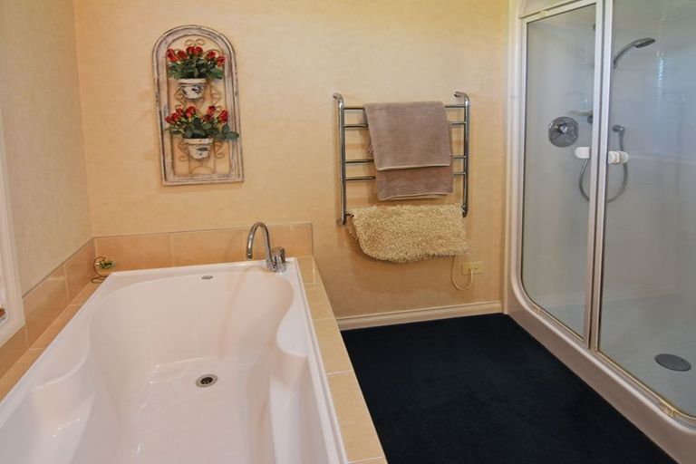 Photo of property in 4 William Donald Drive, Solway, Masterton, 5810