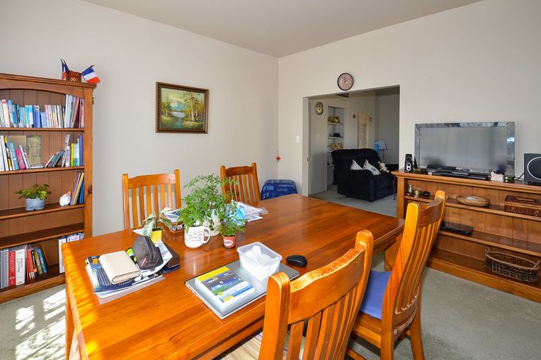 Photo of property in 20 Wynyard Street, South Dunedin, Dunedin, 9012