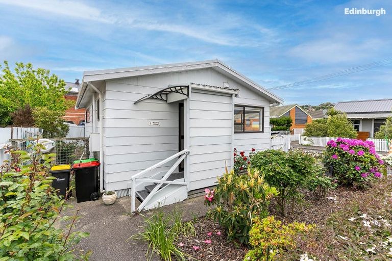 Photo of property in 48 Wesley Street, South Dunedin, Dunedin, 9012