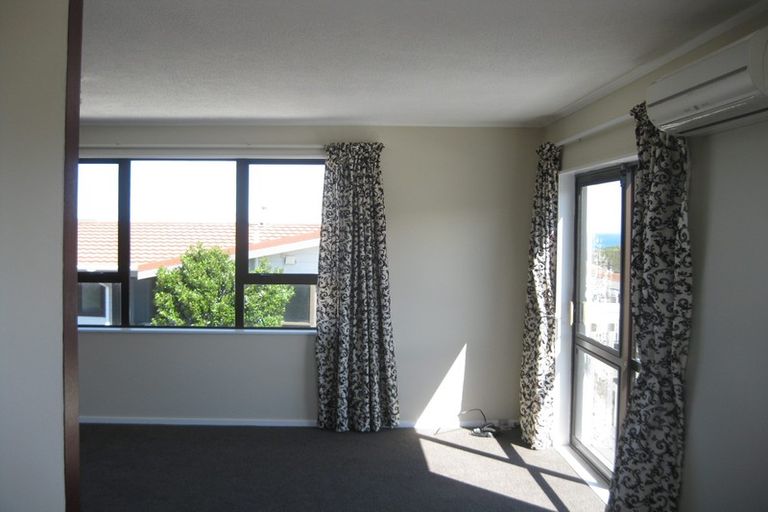 Photo of property in 87b Frobisher Street, Island Bay, Wellington, 6023