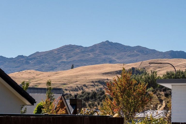 Photo of property in 72 Risinghurst Terrace, Lower Shotover, Queenstown, 9304