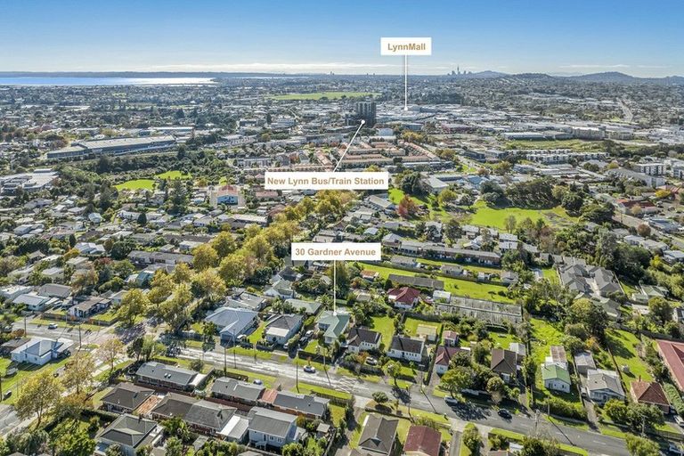 Photo of property in 30 Gardner Avenue, New Lynn, Auckland, 0600