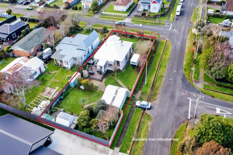 Photo of property in 1 Campbell Street, Hawera, 4610