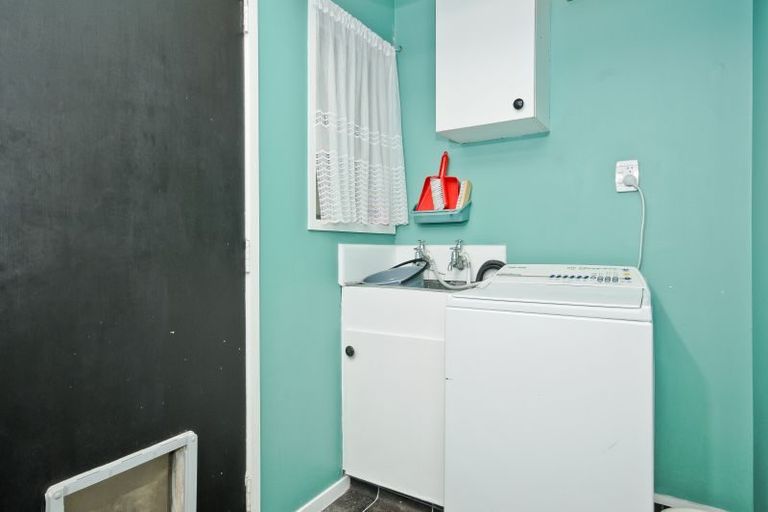 Photo of property in 10b Crescent Court, Melville, Hamilton, 3206