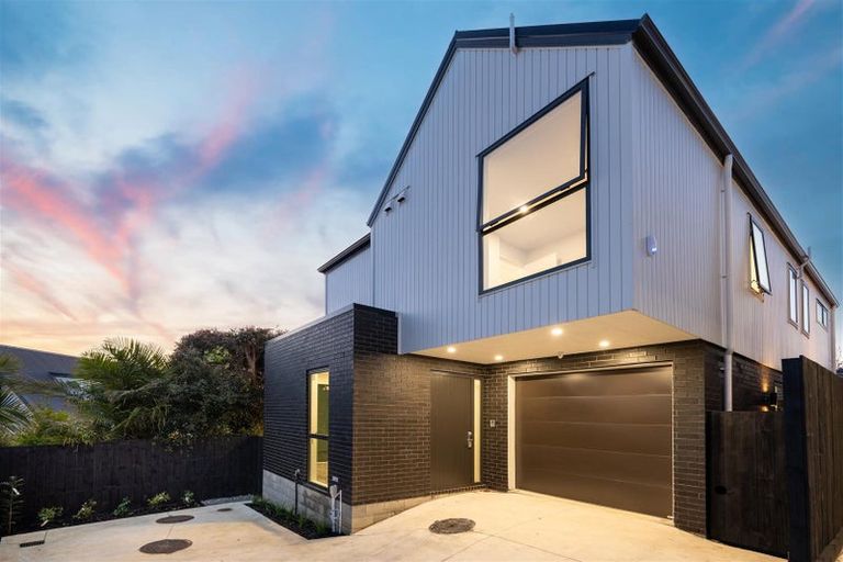 Photo of property in 61c Marendellas Drive, Bucklands Beach, Auckland, 2014