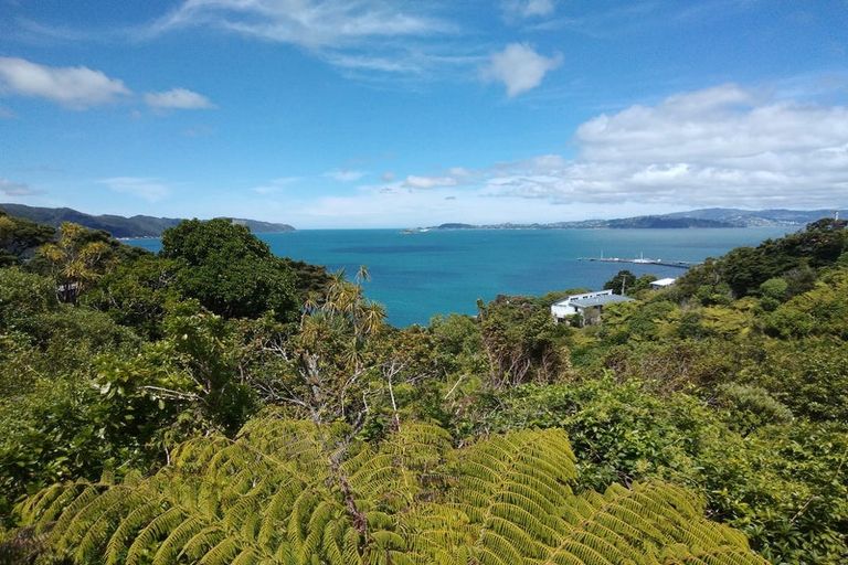 Photo of property in 52 Howard Road, Point Howard, Lower Hutt, 5013