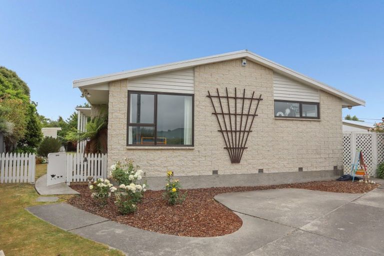 Photo of property in 15 Glovers Road, Halswell, Christchurch, 8025