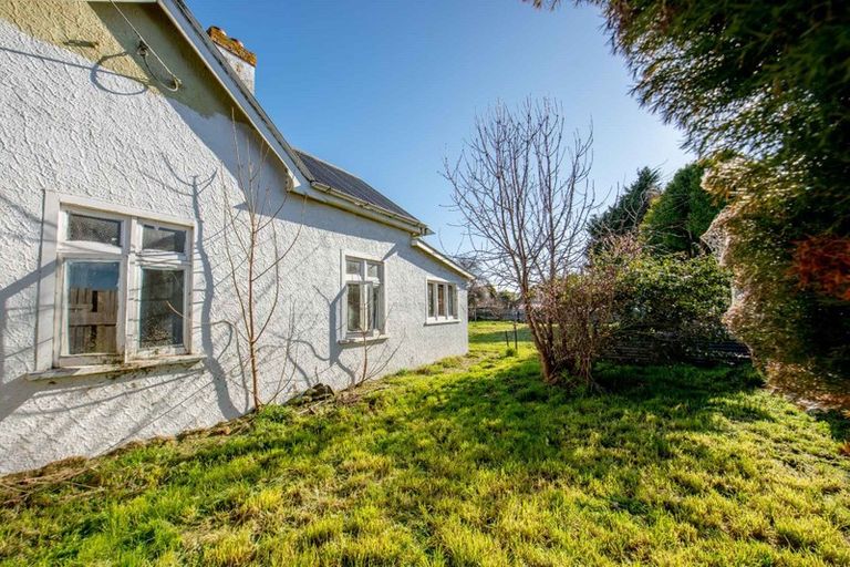 Photo of property in 11 Halton Street, East Gore, Gore, 9710