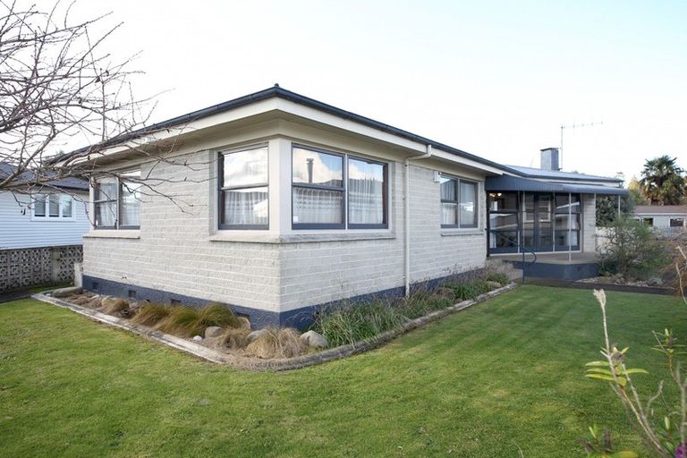 Photo of property in 118 Conway Street, Mayfair, Hastings, 4122