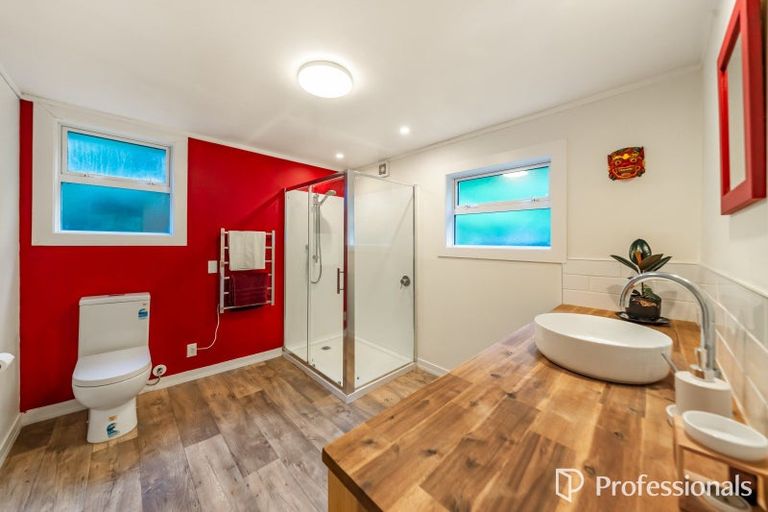 Photo of property in 42 Korokoro Road, Korokoro, Lower Hutt, 5012