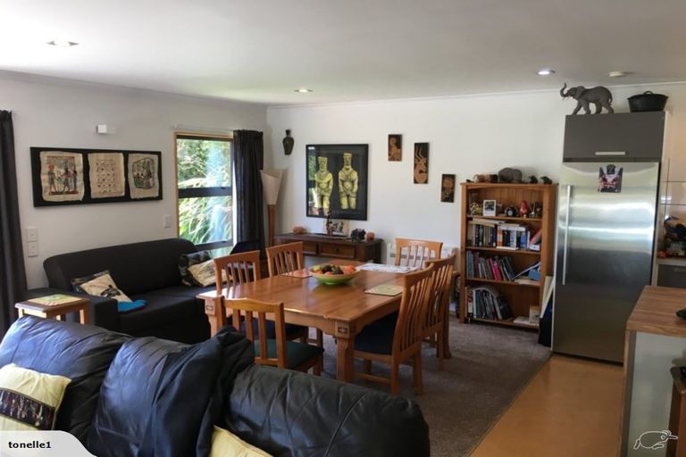 Photo of property in 11 Marion Street, Macandrew Bay, Dunedin, 9014