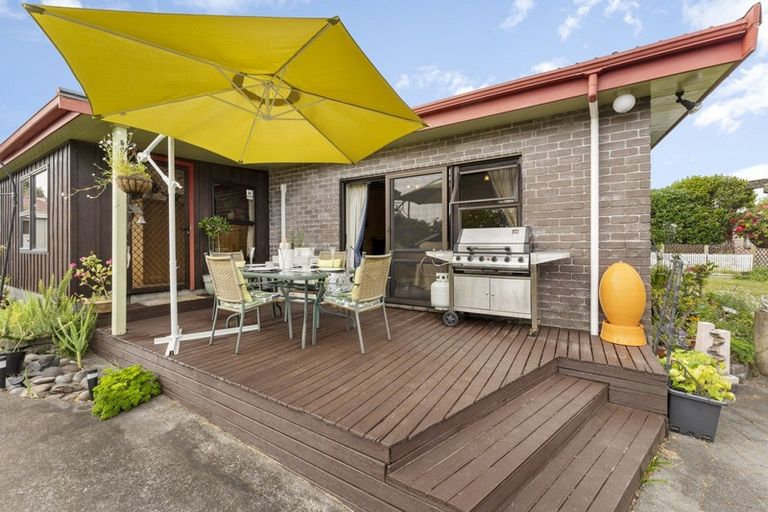 Photo of property in 20 Whakapaki Street, Urenui, 4375