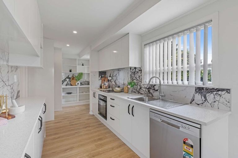 Photo of property in 14 Dagenham Street, Manurewa, Auckland, 2102