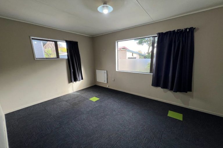 Photo of property in 30 Ada Street, Hokowhitu, Palmerston North, 4410