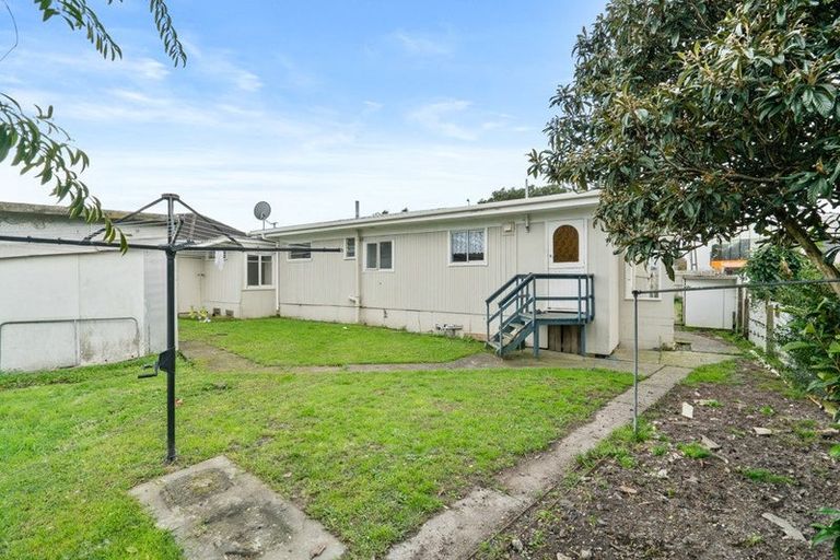 Photo of property in 221 Great South Road, Manurewa, Auckland, 2102