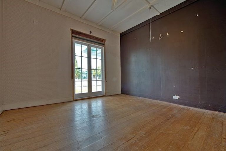 Photo of property in 609 Buller Street, Akina, Hastings, 4122