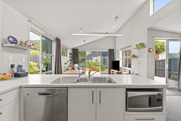 Photo of property in 12a Nautique Place, Waikawa, Picton, 7220