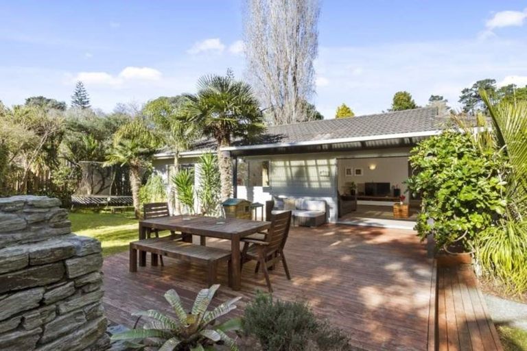 Photo of property in 10 Capricorn Place, Browns Bay, Auckland, 0630