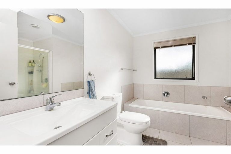 Photo of property in 8 Sundale Drive, Te Aroha, 3320