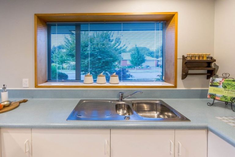 Photo of property in 1/15 Showgate Avenue, Sockburn, Christchurch, 8042