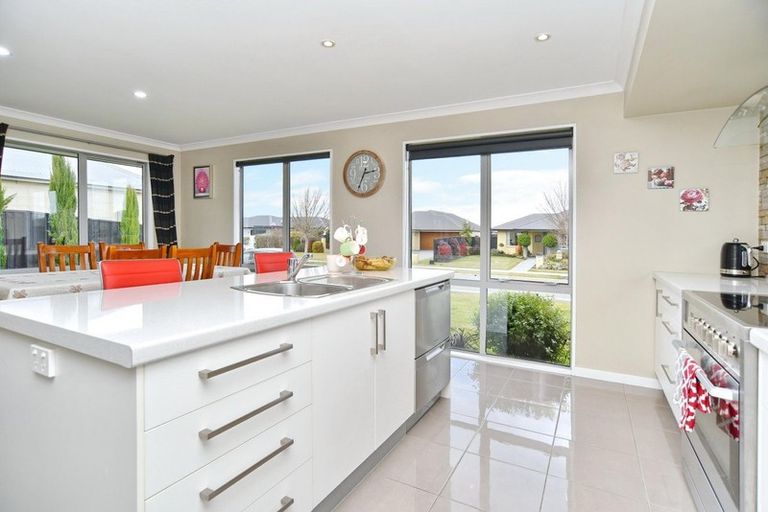 Photo of property in 23 Churchill Drive, Rangiora, 7400