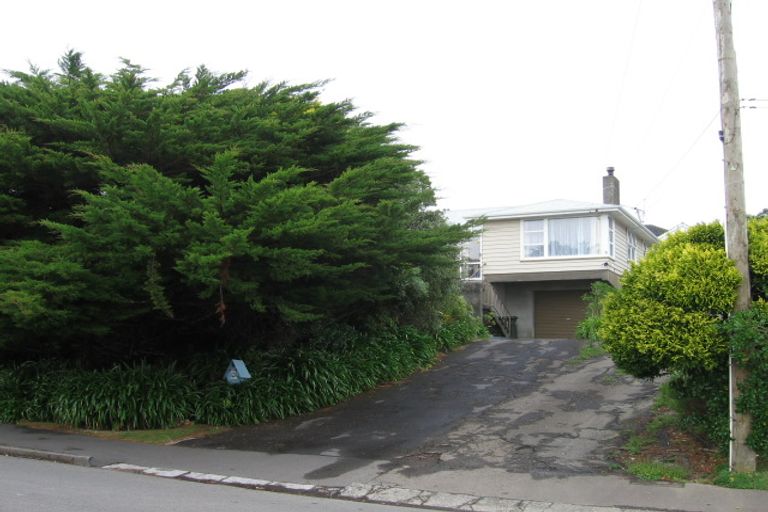 Photo of property in 9 Trebann Street, Paparangi, Wellington, 6037