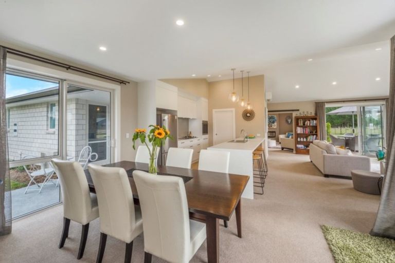 Photo of property in 15b Lowe Road, Rukuhia, Hamilton, 3282