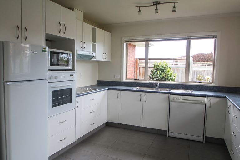 Photo of property in 12 Doon Street, Oamaru North, Oamaru, 9400