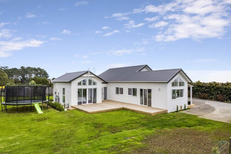 Photo of property in 1312 Devon Road, Brixton, Waitara, 4382