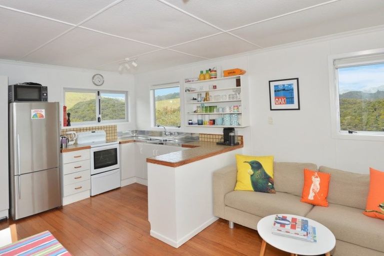 Photo of property in 76 Rapata Road, Oakura, Hikurangi, 0184