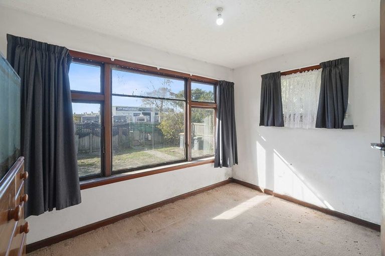 Photo of property in 141 Langdons Road, Northcote, Christchurch, 8052