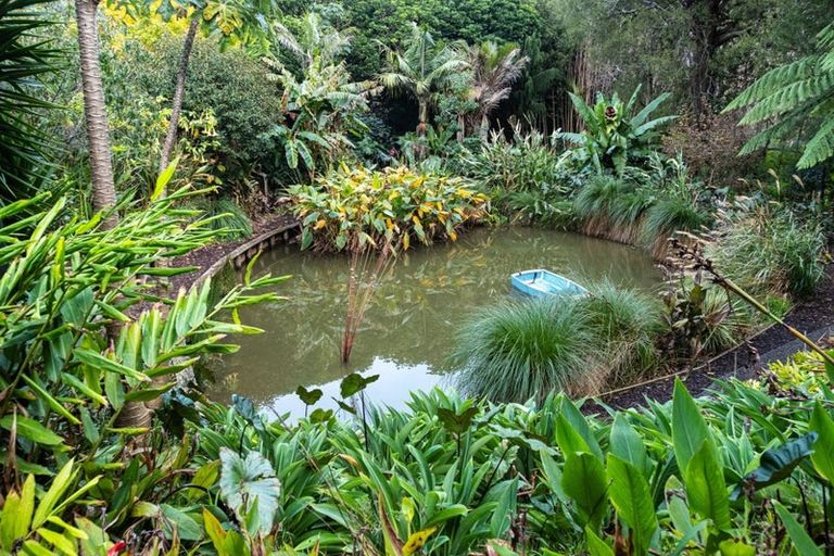 Photo of property in 118 Ngarara Road, Waikanae, 5036