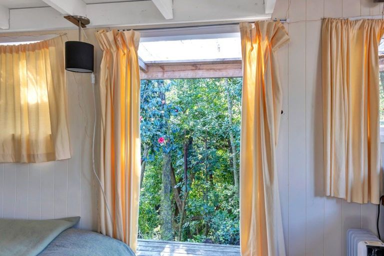 Photo of property in 5a Marina Grove, Frankleigh Park, New Plymouth, 4310