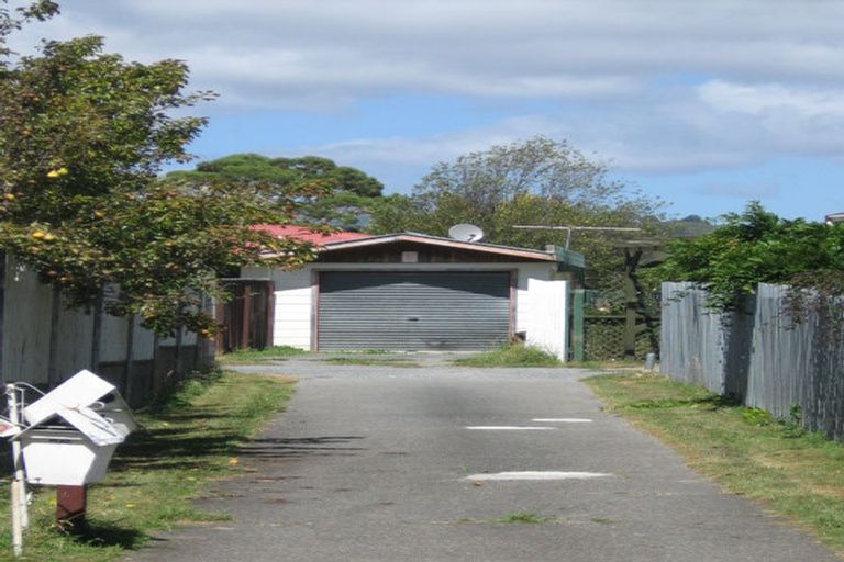 Photo of property in 50b Hartford Crescent, Totara Park, Upper Hutt, 5018