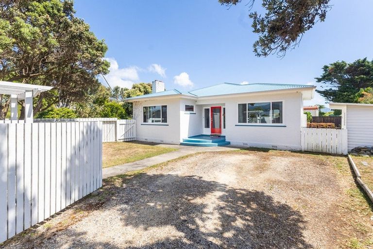 Photo of property in 143b Manly Street, Paraparaumu Beach, Paraparaumu, 5032