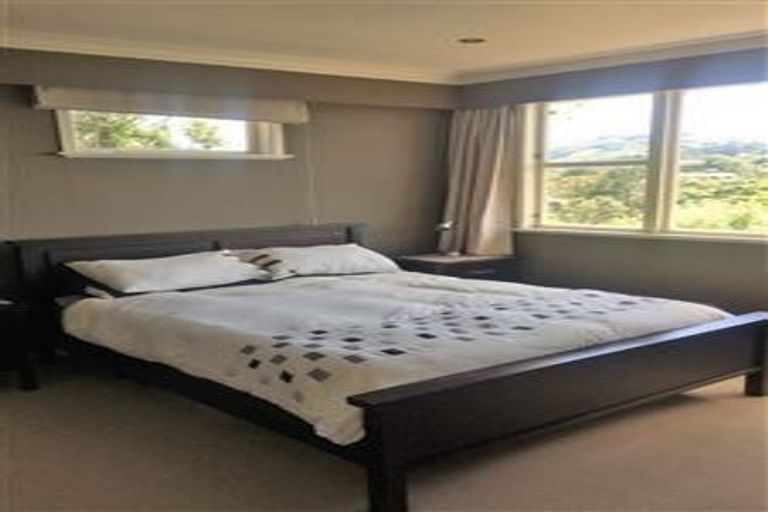 Photo of property in 161 Miromiro Road, Normandale, Lower Hutt, 5010
