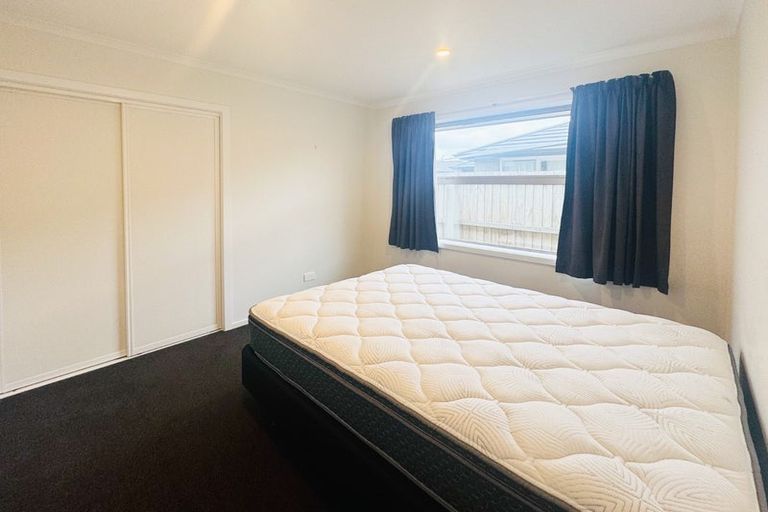 Photo of property in 14 Bradwell Crescent, Halswell, Christchurch, 8025