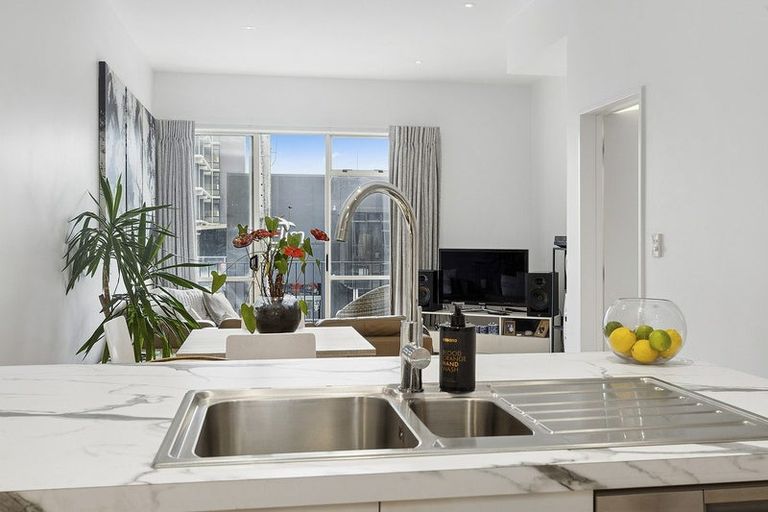 Photo of property in De Vere Apartments, 1/23 Tennyson Street, Te Aro, Wellington, 6011