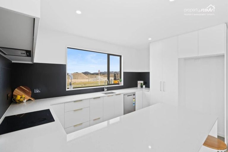 Photo of property in 2 Tarata Way, Lower Shotover, 9304