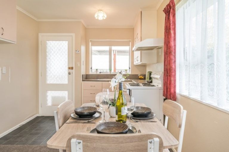 Photo of property in 19a Gemstone Drive, Birchville, Upper Hutt, 5018