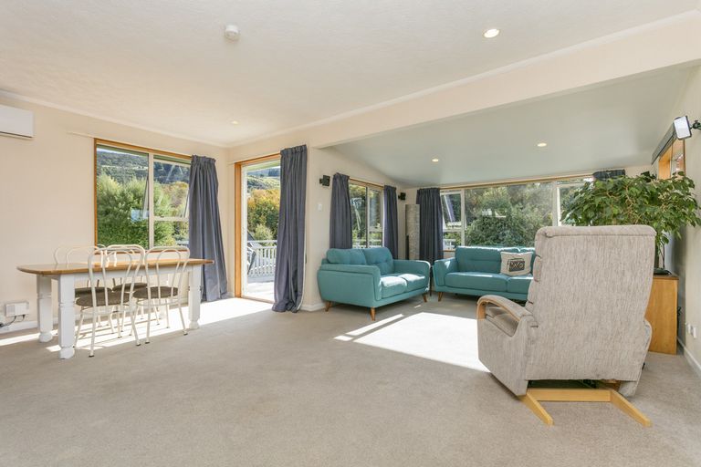 Photo of property in 270 Helensburgh Road, Helensburgh, Dunedin, 9010