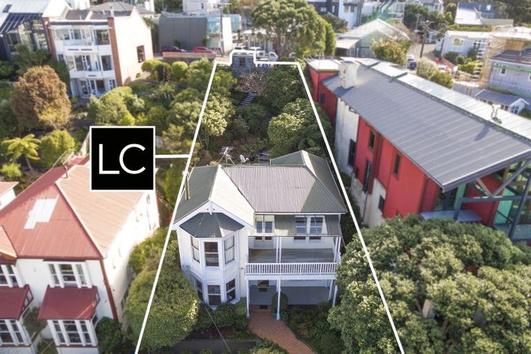 Photo of property in 16 Talavera Terrace, Kelburn, Wellington, 6012