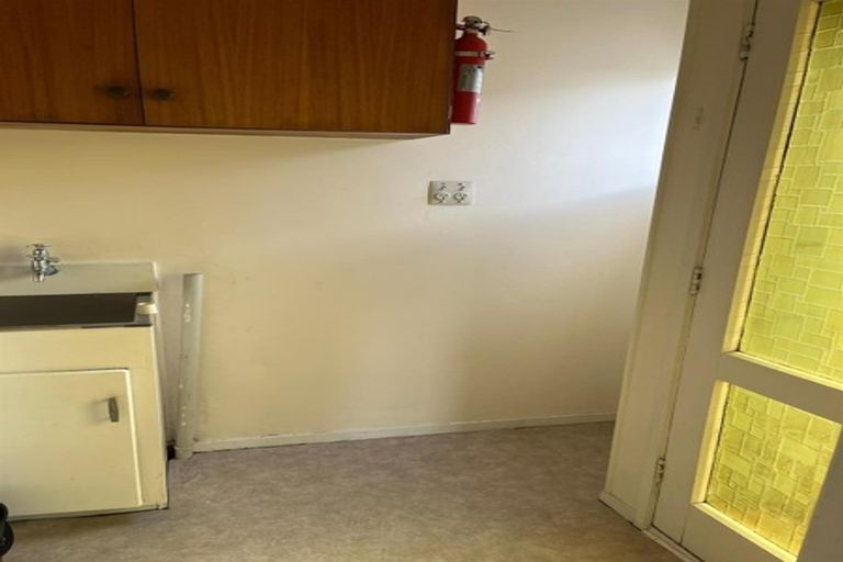 Photo of property in 13 Sispara Place, Beach Haven, Auckland, 0626