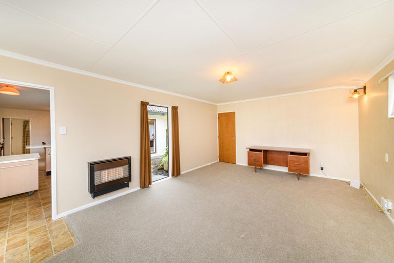 Photo of property in 41 Kentucky Way, Awapuni, Palmerston North, 4412