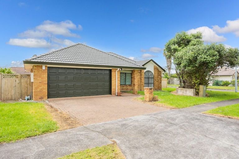 Photo of property in 119 Burswood Drive, Burswood, Auckland, 2013