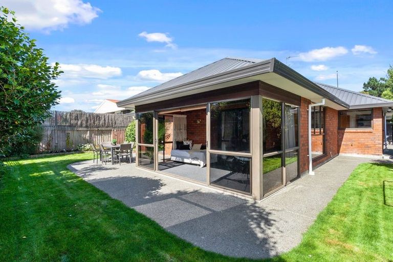 Photo of property in 93 Waratah Street, Avondale, Christchurch, 8061