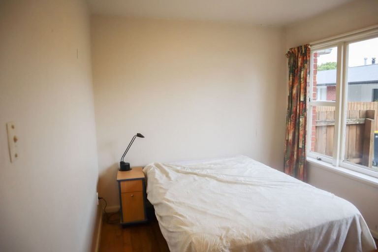 Photo of property in 2/19 Newbridge Place, Ilam, Christchurch, 8041