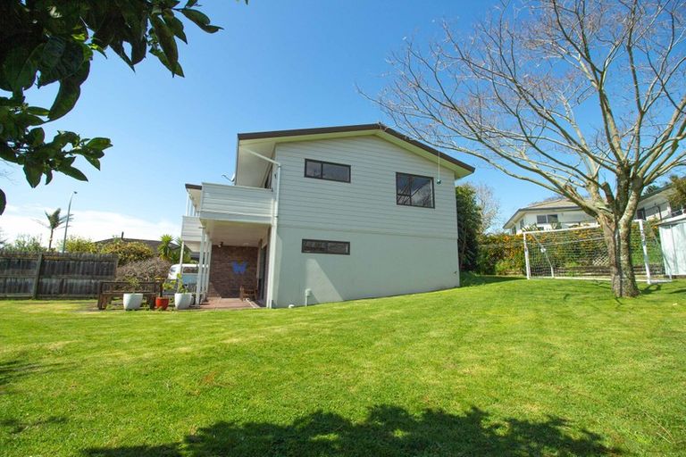 Photo of property in 18 Margaret Drive, Omokoroa, 3114