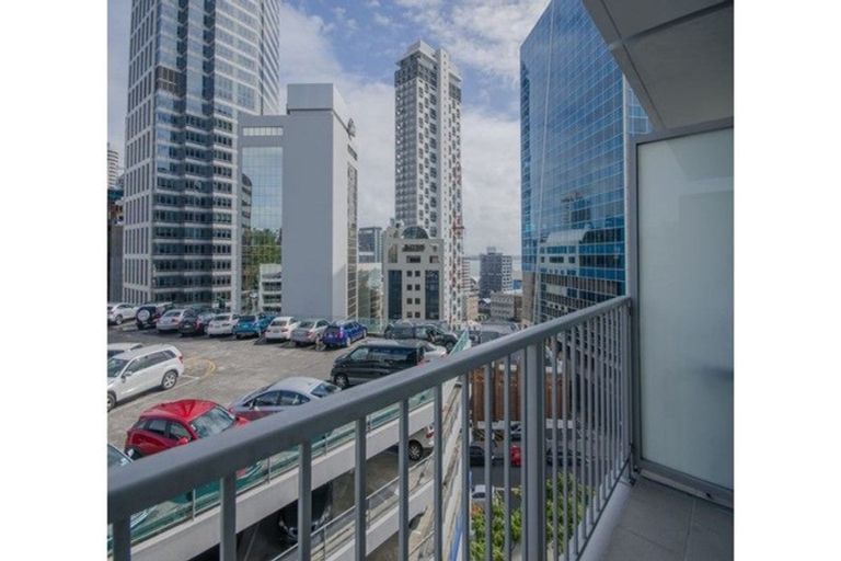 Photo of property in Waldorf Bankside Apartments, 4e/8 Bankside Street, Auckland Central, Auckland, 1010